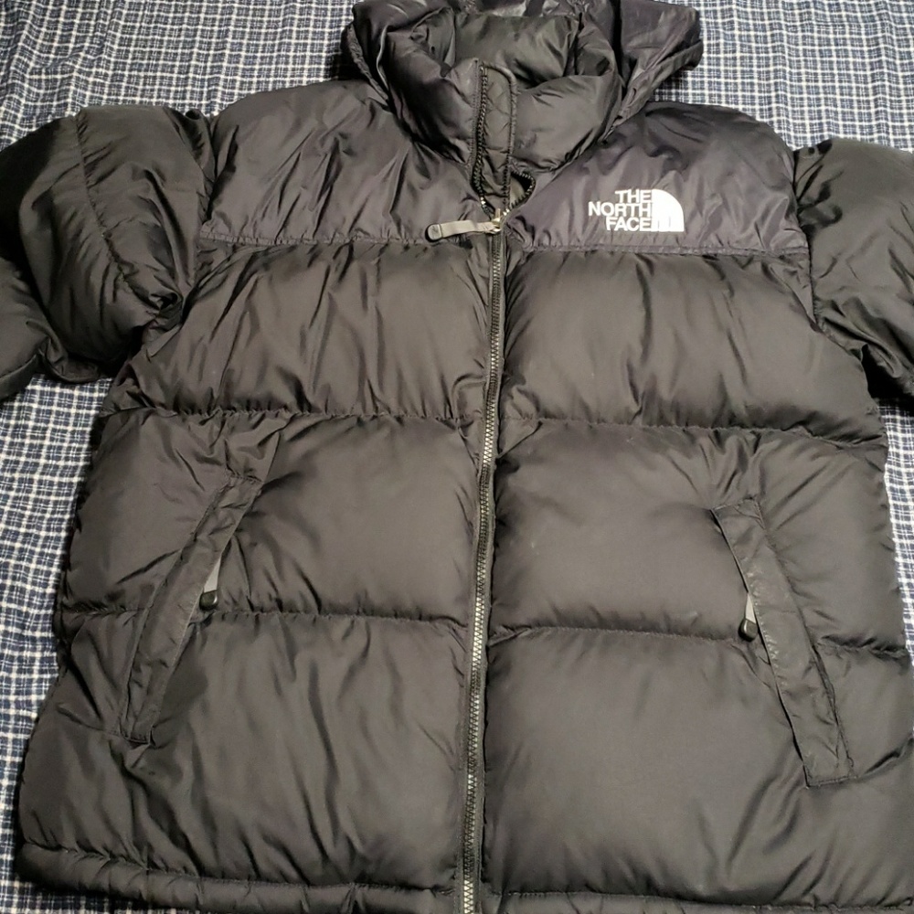 North Face Puffer Jacket (700)